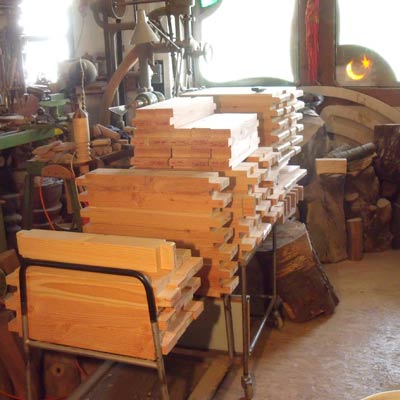St&uuml;hle in Arbeit